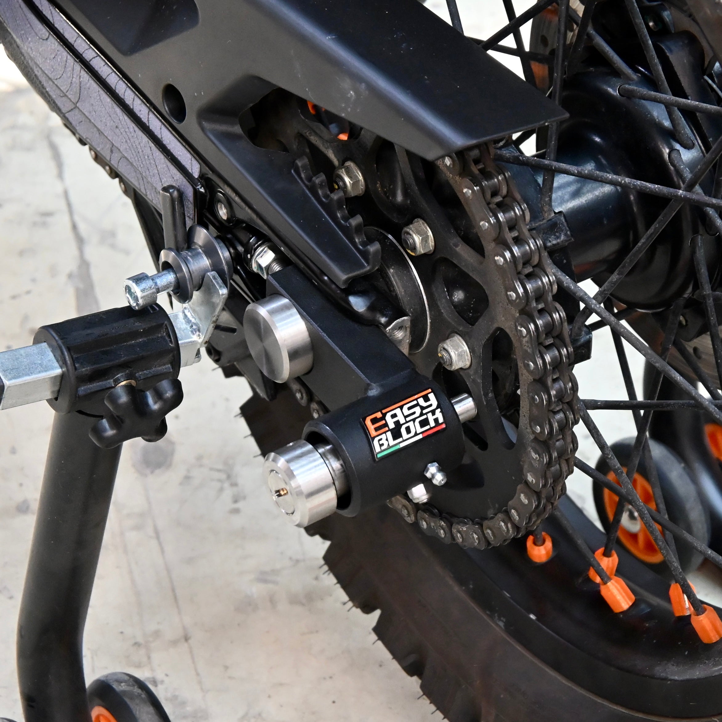 DUKE 125